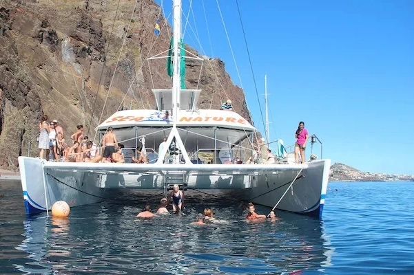 VMT Madeira Boat Trips Catamaran