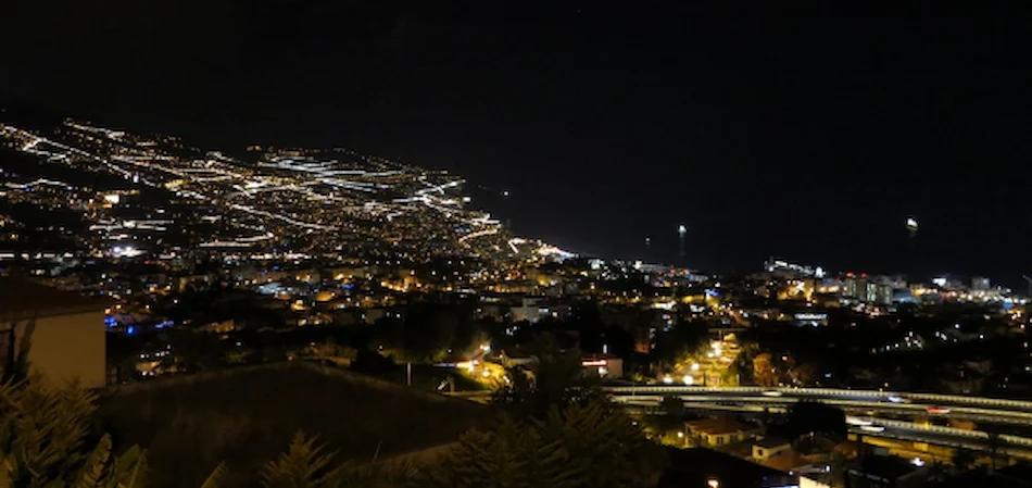 nazaré night